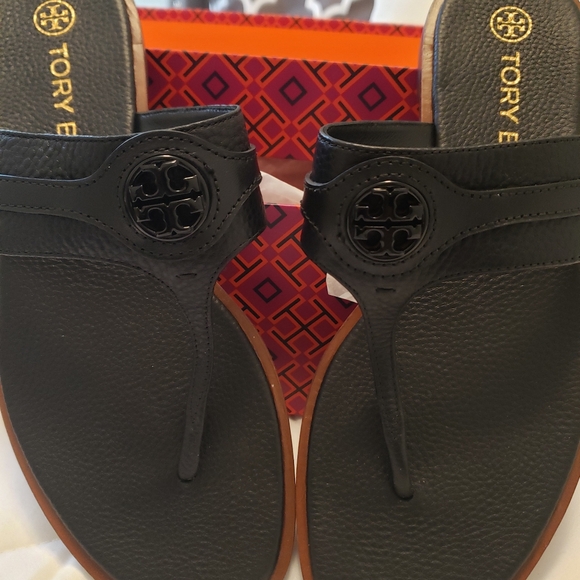 Tory Burch Thong Welt Leather Sandals Black 9 - Picture 4 of 16